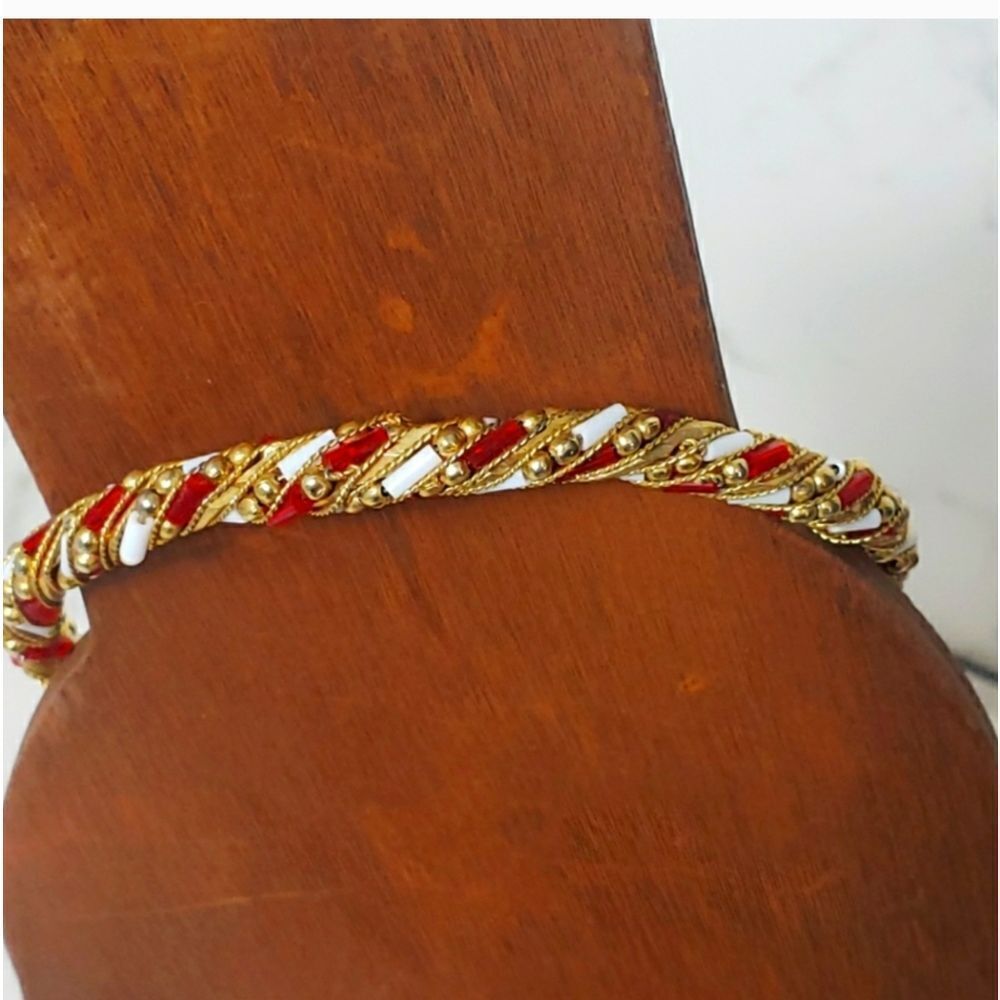 TWISTED BEAD Bangle Bracelet Red White Gold